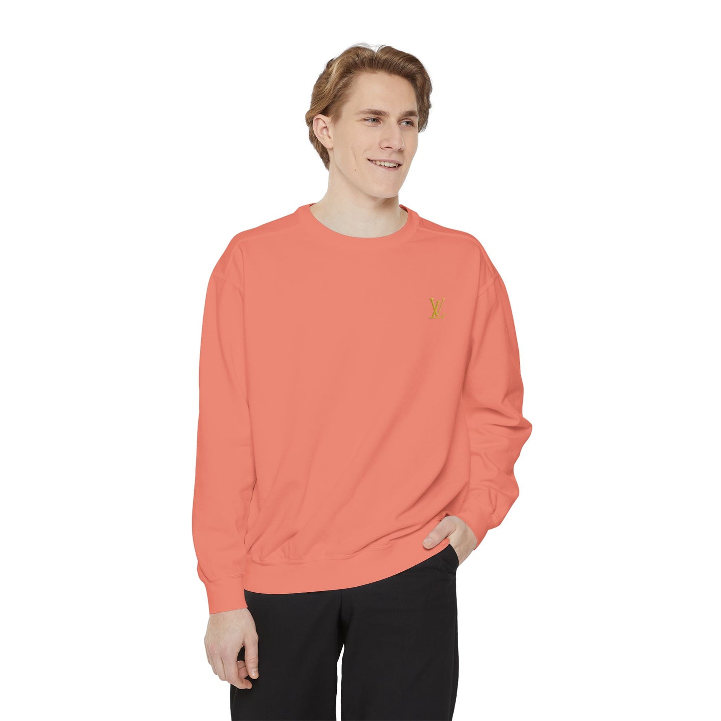 Zyrix LuxeWear – Unisex Garment-Dyed Sweatshirt