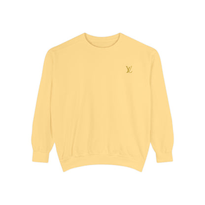 Zyrix LuxeWear – Unisex Garment-Dyed Sweatshirt