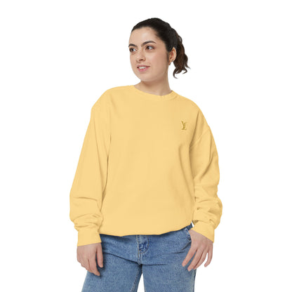 Zyrix LuxeWear – Unisex Garment-Dyed Sweatshirt