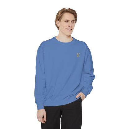 Zyrix LuxeWear – Unisex Garment-Dyed Sweatshirt