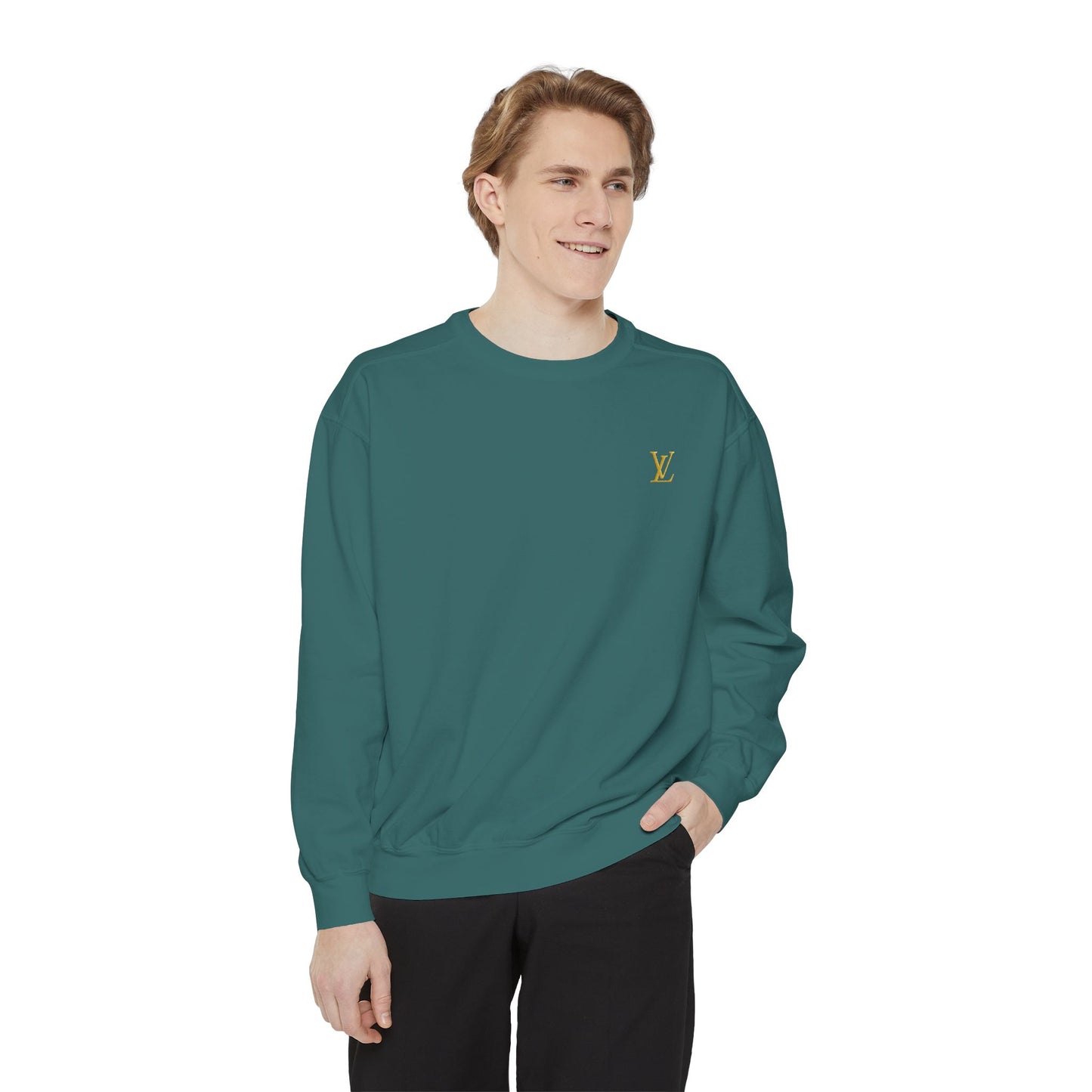 Zyrix LuxeWear – Unisex Garment-Dyed Sweatshirt