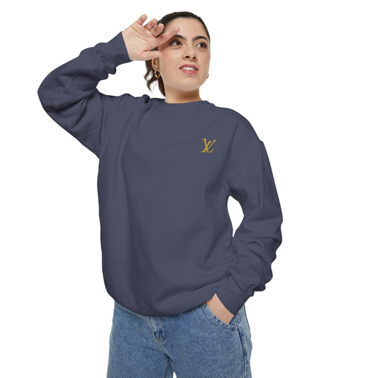 Zyrix LuxeWear – Unisex Garment-Dyed Sweatshirt
