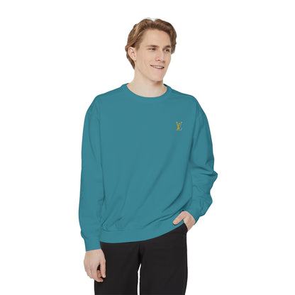 Zyrix LuxeWear – Unisex Garment-Dyed Sweatshirt